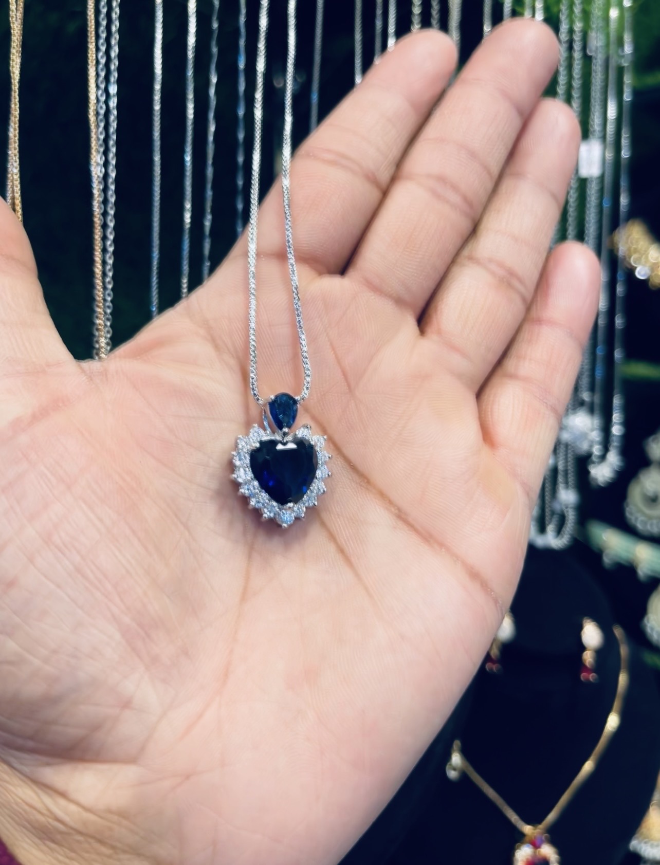 ITALIAN LOCKETS by HamzasCollection