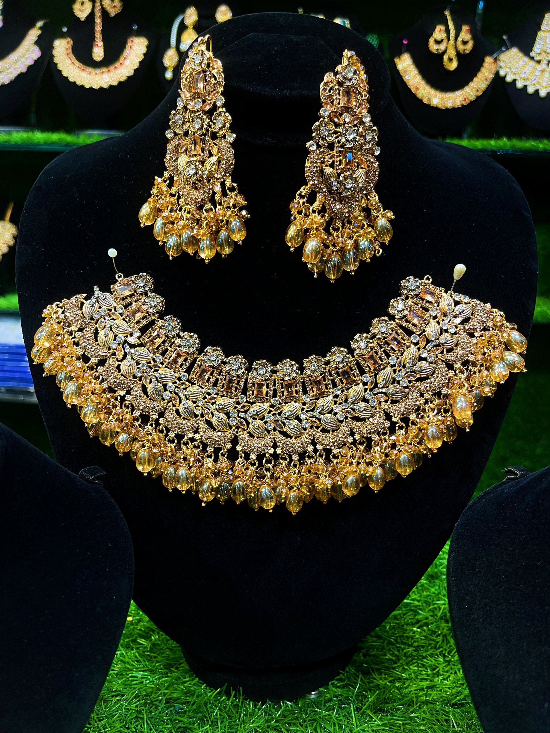 TURKISH HEAVY BRIDAL SET by HamzasCollection